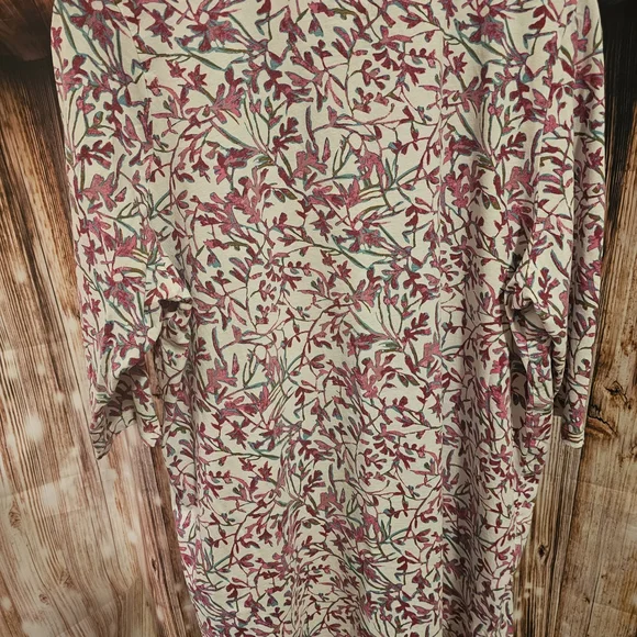 Roaman's Multicolor Floral 3/4 Sleeve Shirt - Picture 4 of 4